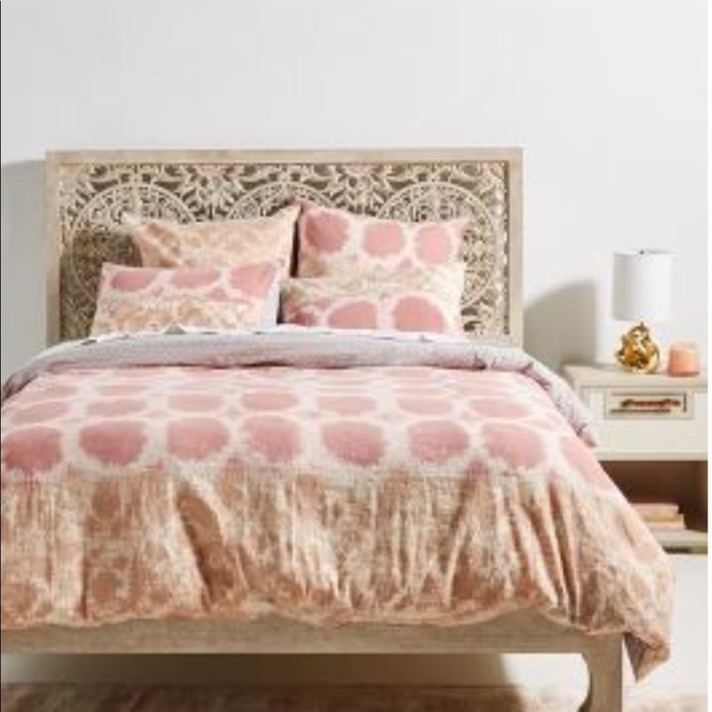 Anthropologie Pink and Cream Patterned Duvet Cover